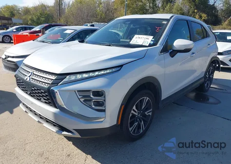 2024 Mitsubishi Eclipse Cross Se S-Awc/Sel S-Awc z USA, uszkodzony, nr VIN JA4ATWAAXRZ023925